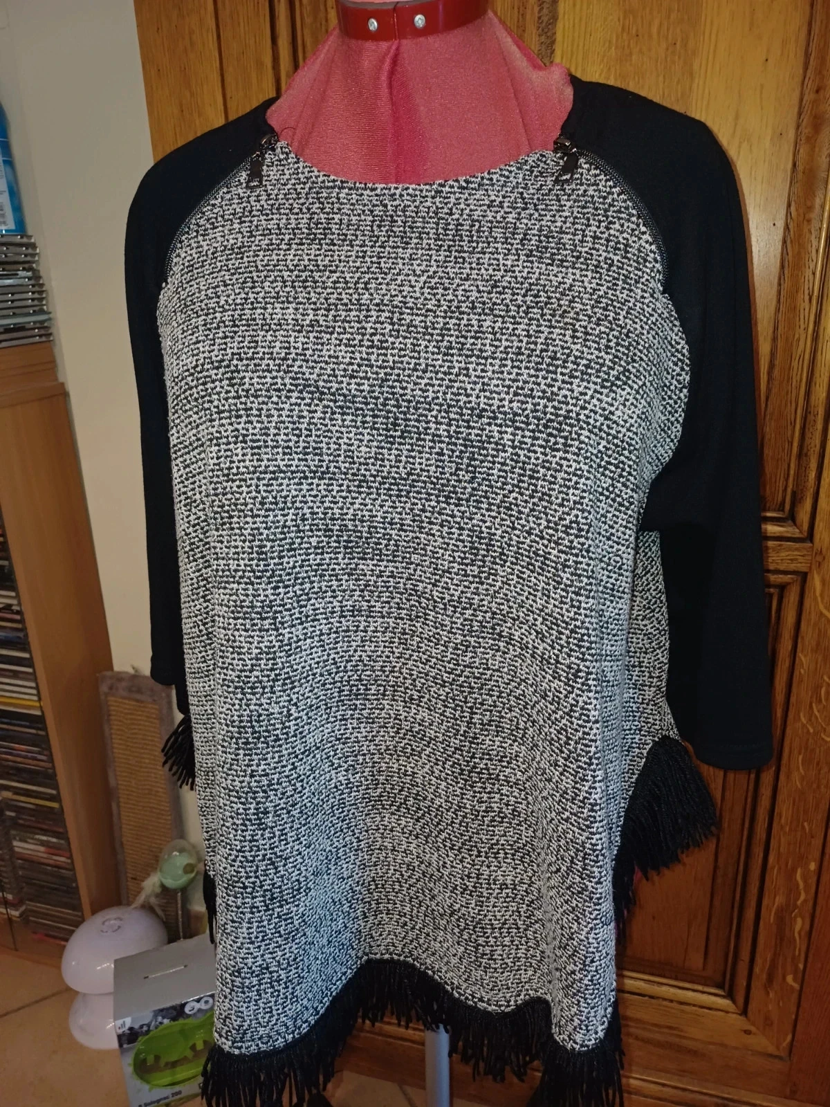 Gray and black 3/4 sleeve sweater size 42 brand Mado et les Autres – photo 2